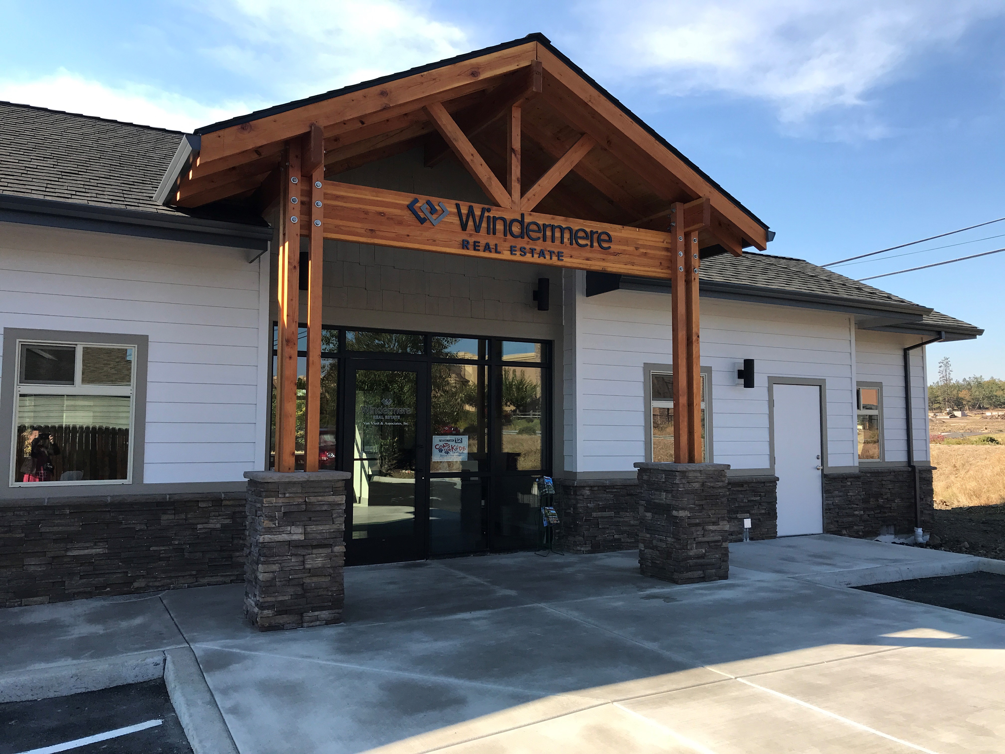Real Estate Sales full service in Eagle point Oregon 